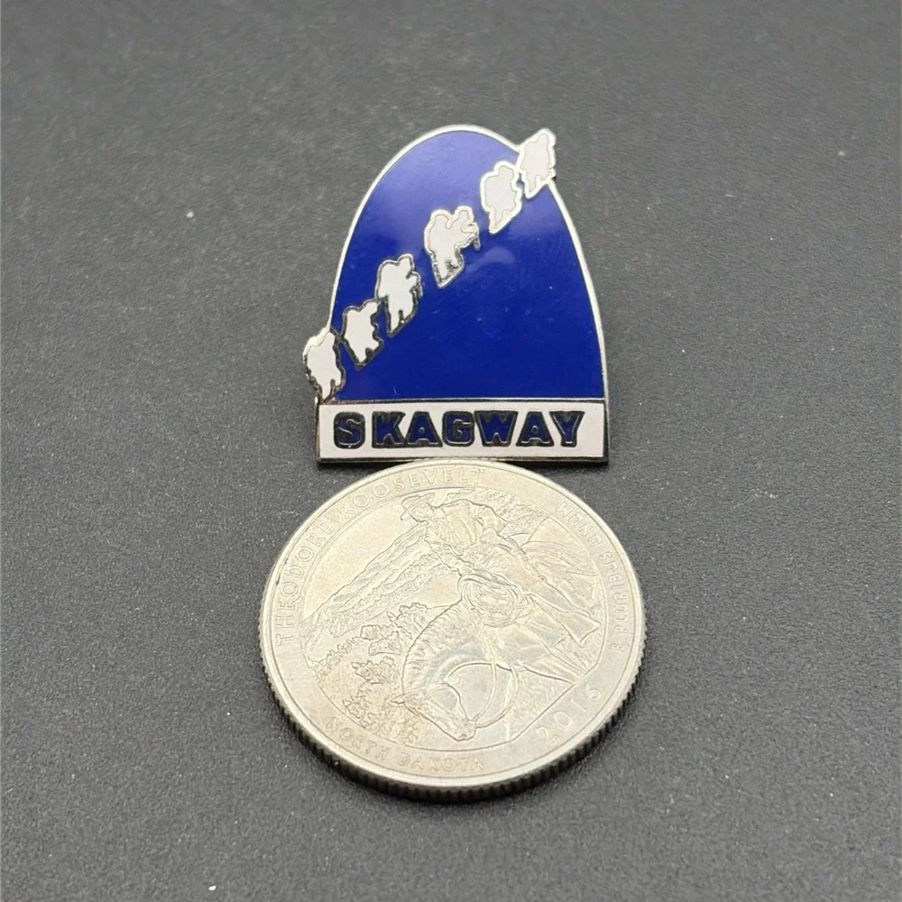 Skagway Alaska Hikers Lapel Hat Pin‎